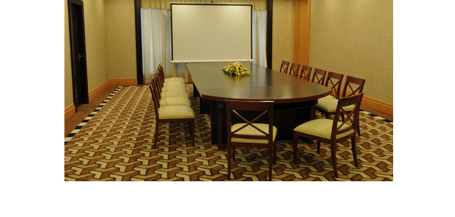 地中海酒店制服設(shè)計(jì)成功案例