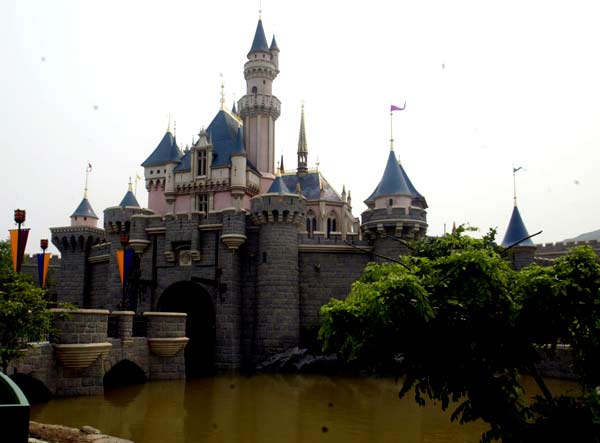 迪斯尼樂(lè)園圖片，迪斯尼員工工作制服