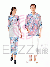 更衣服務(wù)員018